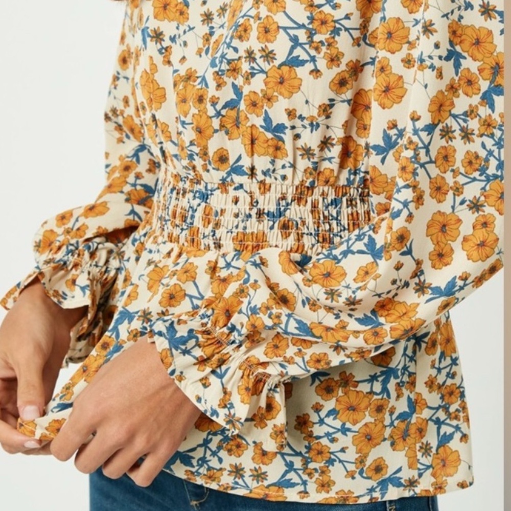 Like It Like That Floral Flared Hem Long Sleeve Top Women's Medium - Picture 4 of 14